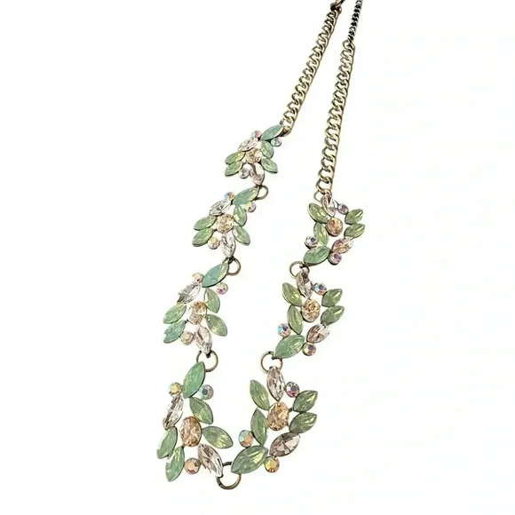 UNIQUE GOLD AND GREEN NECKLACE - Picture 1 of 2